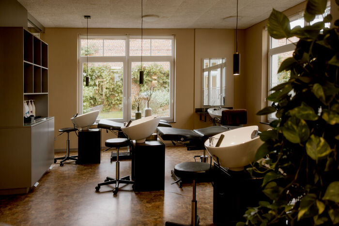 Haare waschen im Liegen 1…